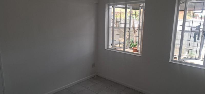 To Let 3 Bedroom Property for Rent in Groenvallei Western Cape